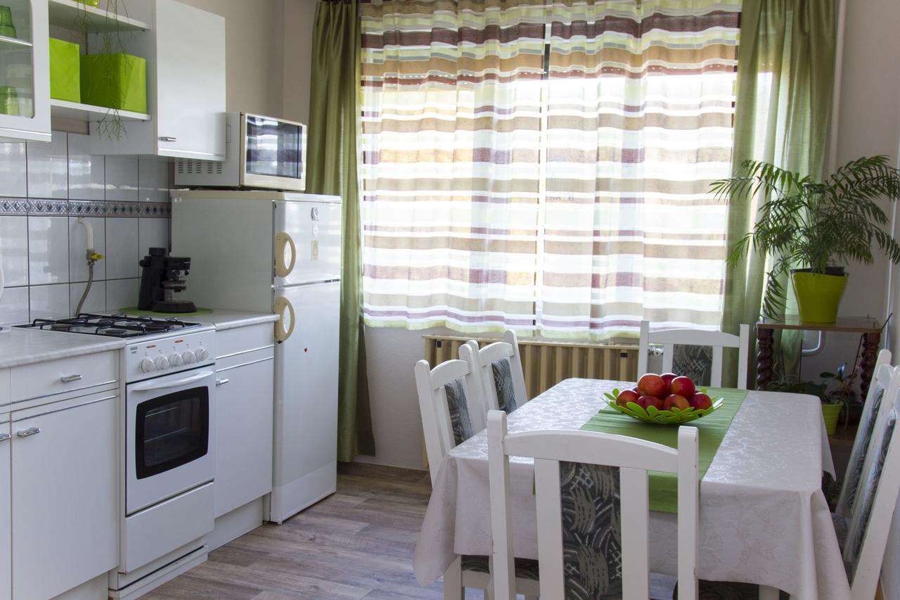 Gabi Apartman Gyenesdiás Exterior photo